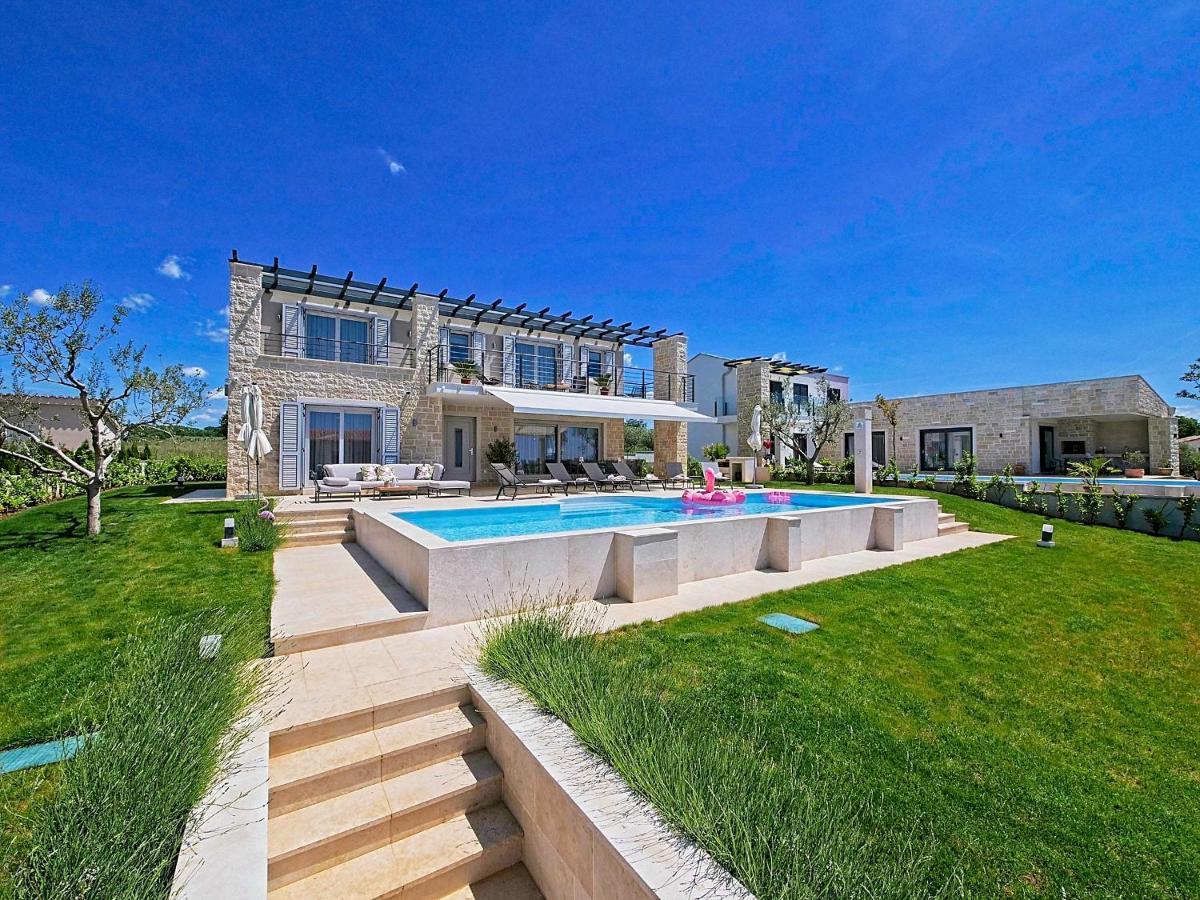 Villa Flamingo Kaštelir Eksteriør billede